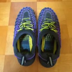 KEEN キーン ユニーク スニーク　黒 25.0cm