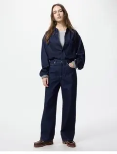 新品　ユニクロ　ワイドストレートジーンズ　UNIQLO 24 ネイビー