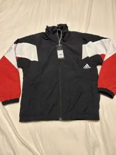 【新品タグ付】　adidas　150センチ ウィンドブレーカー&スニーカー