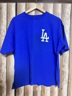 ドジャース　Tシャツ　ワンポイントロゴ　サイズ M