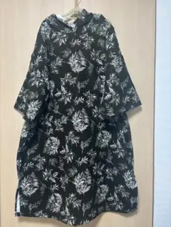 美品！お着替えポンチョ