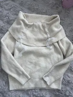 オフショルセーターのサムネイル