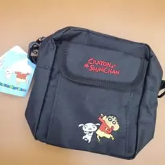 新品 タグ付き クレヨンしんちゃん バッグ 黒 ショルダーバック