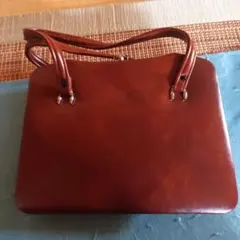 レザー　バッグ　がま口　レトロ