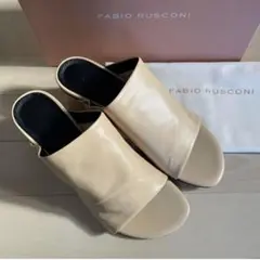 BABYLONE 【FABIO RUSCONI】ラウンドトゥサンダル 38のサムネイル