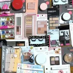 コスメまとめ売り　パウダー　アイシャドウ　クッションファンデ　アイブロウパウダー