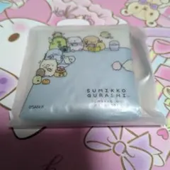 すみっコぐらしshopノベルティ　カラビナ付きポーチ