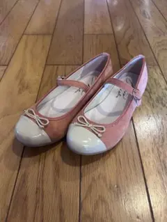 サーモンピンク　バレエシューズ リボン付き