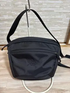 極美品　ARC'TERYX アークテリクス マンティス2 ショルダーバッグ 黒