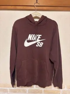 NIKE SB ブラウン