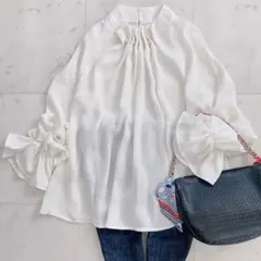 ルイルエブティック　ウェーブタックパールデザイントップス