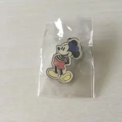 ディズニーストア　ミッキー　シークレットピンバッジ
