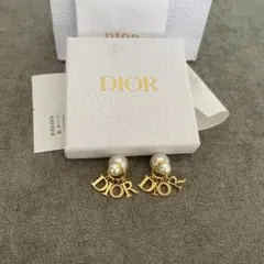DIOR TRIBALES パール ピアス