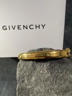 Givenchyゴールドブレスレット