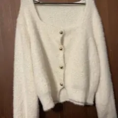 Dazy アイボリー ボタン付きニット Lサイズ