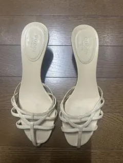 グッチ　サンダル