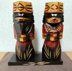 木彫り民芸品 ニポポ人形﻿ 高さ30cm２体 台座付きセット