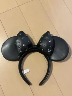 ミニーカチューシャ 黒 スタッズ付き