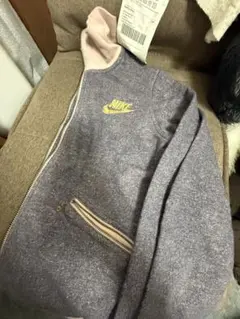 Nike 紫色 ジップアップジャケット