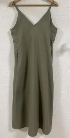 GU オリーブグリーン キャミワンピース Mサイズ