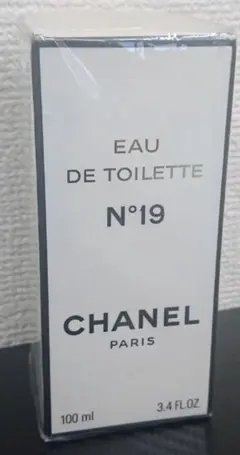 B 【未開封品】 フィルム付き シャネル 香水 トワレット N°19 100ml