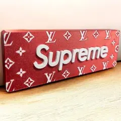 Supreme×Louis Vuitton 立体ロゴランプ
