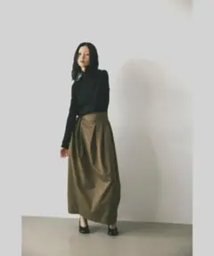 【STYLEMIXER】ハイウエスト コクーンスカート　カーキMサイズのサムネイル