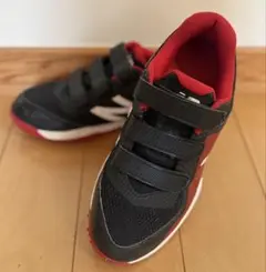 New Balance トレーニングシューズ