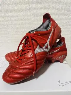 ミズノモレリアネオ3エリートサッカーシューズ.スパイク、レッド