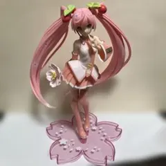 初音ミク 桜ミク フィギュア 桜型スタンド付き　右手の花付き