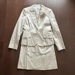ベージュ スーツ　SPB