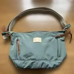 SOBIA ショルダーバック