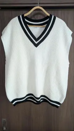 Vネックニットベスト メンズ　L　 ホワイト/ブラック