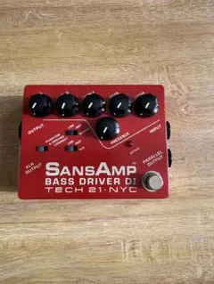 TECH 21 SansAmp BASS D DI 赤サンズ V1 TECH21】SANSAMPのオリジナルカラー、通称｢赤サンズ｣待望の復活