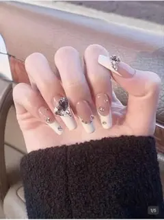 ♥ ネイルチップ ♥のサムネイル