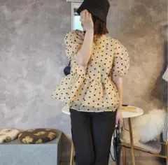 ボリューム袖ドットチュールレイヤードトップス