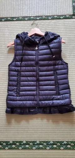 2025年最新】モンクレール ベスト フリルの人気アイテム - メルカリ