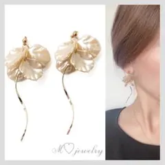 6杯拿鐵   花瓣   第二件半價   手工耳環   耳夾