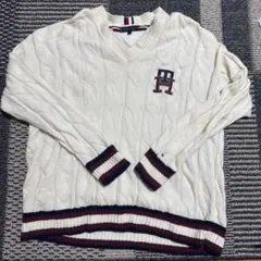 TOMMY HILFIGER クリーム色 Vネックセーター sサイズ　※大きめ
