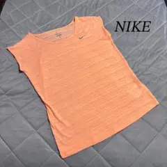 NIKE ランニングウェア　ヨガウェア　トレーニングウェア　ピンク　Mサイズ