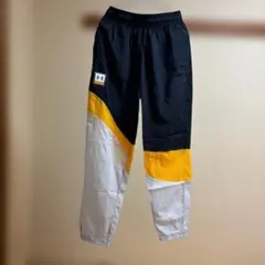 UNDER ARMOUR ウーブンパンツ ブラック イエロー