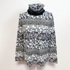 Item thumbnail for item 26f5a8f1-6ad4-4ffb-b7f1-bb372ef76dee