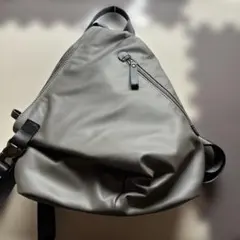 MIOGGI リュックサック グレー レディース - メルカリ