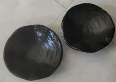 黒の陶器皿　2枚セット