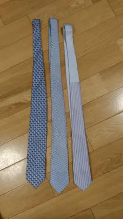 ダンヒルとa.v.vのネクタイ２本セット　フェラガモは売れました