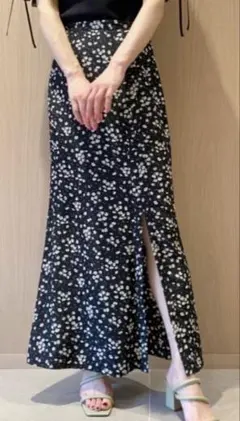 SNIDEL 小花柄 フレアロングスカート 美品