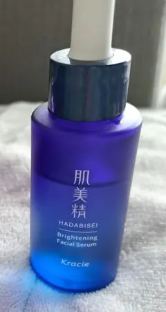 肌美精 薬用美白美容液 30ml クラシエのサムネイル