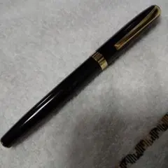 高級セルロイドの魅力！滑らかな質感！ 老舗ブランド 稀少14K 万年筆 英雄 高級セルロイドの魅力！滑らかな質感！ 老舗ブランド 稀少14K