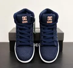 新品未使用 DC SHOES ハイカットスニーカー 24cm ネイビーのサムネイル