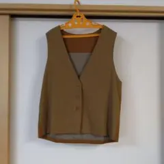 ブラウン ノースリーブベスト